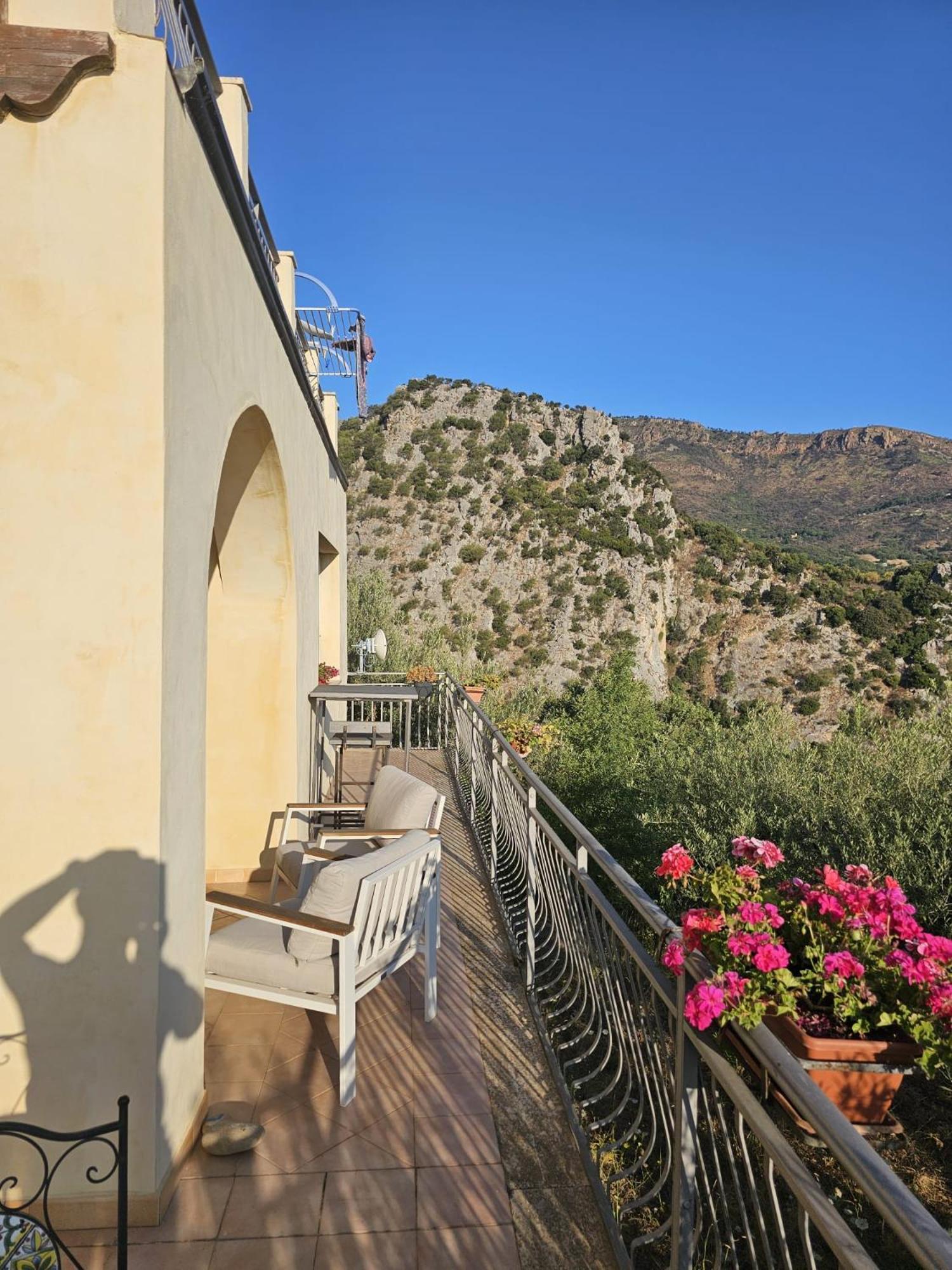 فندق Borgo Vignale Santuario di Gibilmanna المظهر الخارجي الصورة